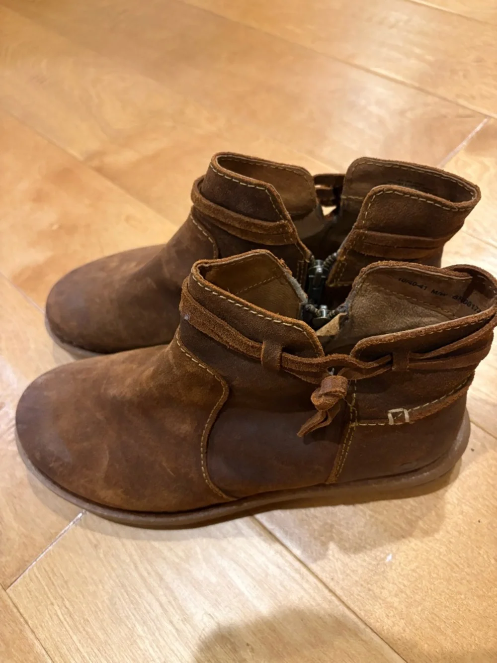Born Tarkiln distressed brown suede ankle booties western sz 40-41 10